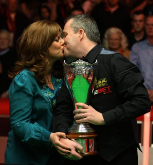 F1日本大奖赛：红牛维斯塔潘取得杆位 放眼三连冠