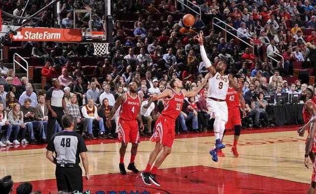 玩法结构上 玩法结构上